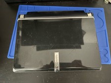 Gateway KAV60 Netbook Intel Atom 1.60GHz No Charger Broken Screen Turns On picture