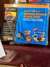 Cisco Linksys WAP11 Wireless-B Network Access Point (WAP) 11Mbps 32-User 2.8GHz picture