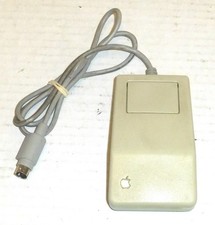Vintage Apple Desktop Bus Mouse G5431 One Button Mechanical Ball Mouse READ picture