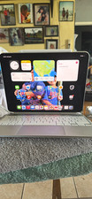 Ipad pro 13 inch picture