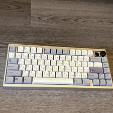 Qwertykeys QK75N Custom Mechanical Aluminum Keyboard picture
