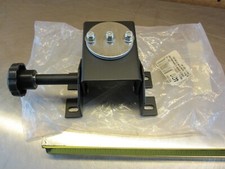 Gamber Johnson Universal Tilt-Swivel Motion Attachment - 90 Deg Tilt/60deg L&R picture