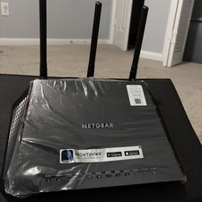 Netgear Nighthawk R6900 V2 AC1900 Smart Wi-Fi Router Gigabit picture