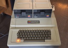 EARLY 1979 Apple II Plus A2S2-05486 Rev 4 7934 Raised Power Light + Cards picture