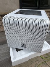 Thermaltake Core V1 Snow Edition Mini-ITX Cube Case picture