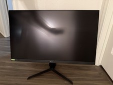 LG UltraGear 32