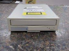 Vintage Apple  AppleCD 300 Plus Firmware February 1993 CD-ROM w/ Slide- NP24 picture