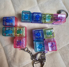 Keyboard Keycaps Stress Relief Finger Button Keychain kids toy /oneRandom design picture