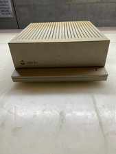 APPLE IIGS A2S6000 VINTAGE COMPUTER 8-BIT *POWERS TESTED W/ CORD *QTY picture
