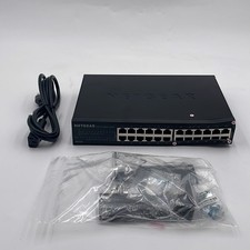 NETGEAR 24-Port Gigabit Ethernet Unmanaged Essentials Switch (GS324) - READ picture