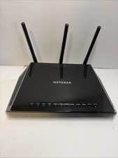 Netgear Ac1750 Dual Band Smart WiFi Router R6400v2 picture