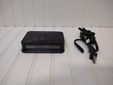 NETGEAR - XAV1004 - Powerline AV Adapter With Ethernet Switch picture