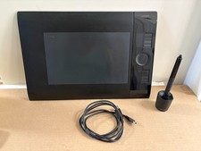 Wacom Intuos4 PTK-640 Graphics Tablet Bundle Pen, Stand & USB Cable picture