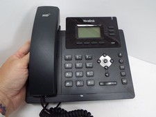 Yealink SIP-T40P 3-Line VoIP IP Desk Phone PoE w/ Handset & Power Adapter picture