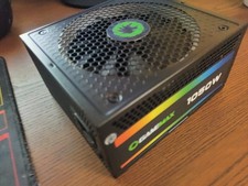 GAMEMAX RGB SMART 1050W Ready 80+ GOLD picture