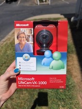 Microsoft LifeCam VX-1000 Webcam w/ Built-in Microphone New & Sealed picture