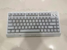 Razer BlackWidow V4 75% Mechanical Gaming Keyboard - White picture