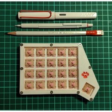 Left Hand Gaming Keyboard 3D-Printed picture