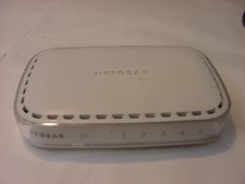 NETGEAR 5 PORT 10/100 MBPS SWITCH FS605v3 - NO POWER CORD  picture