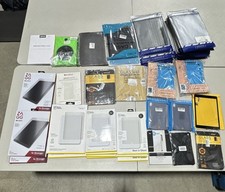 Wholesale Lot of 40x Apple MacBook & iPad Tablet Cases & Screen Protectors Mixed picture
