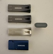Lot of 5 Samsung USB 3.1 and USB C Flash Drives (64gb + 128gb) picture