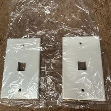 2 QTY LEGRAND ON-Q 364446-01 WALLPLATE FACEPLATE 1 PORT WHITE OUTLET picture
