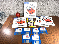 Vintage Apple Computer Claris Clarisworks Software Disks Manuals 1991 picture