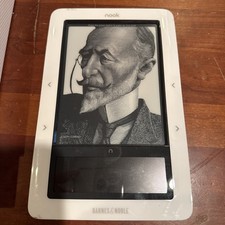 Barnes Noble White Touchscreen Ereader Case Included Model BNRZ100 picture