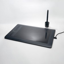 Wacom PTH-651 Intuos Pro Medium Graphics Tablet with Pen – Good Condition picture