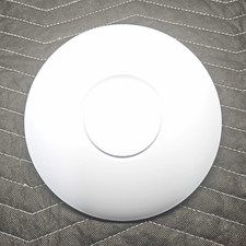Ubiquiti U6 Pro AP picture