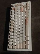 Custom 60% Keyboard Cherry Blossom Keycaps, Wireless, All Metal Body picture