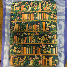 Casely Book Nook Floral Library Kindle Case 6” Bookshelf NEW Open Package picture