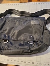 W8- Tumi T-Tech Essential Gear Soft Black Nylon Messenger Bag, Laptop, Sling bag picture