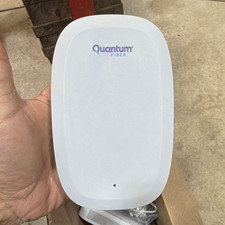 Quantum Fiber W1701K Wi-Fi 7 Router White, 2x 2.5G Ethernet LAN Ports picture