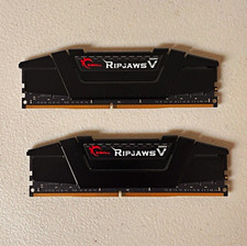 G.SKILL Ripjaws V 32GB (2x16GB) DDR4-3600 DIMM Intel XMP 2.0 F4-3600C16D-32GVKC picture