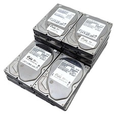 Lot of 12 Hitachi 500GB 7200RPM 16MB SATA II 3.5
