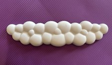 white, cloud-shaped keyboard wrist rest picture