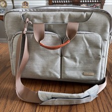 Lacdo 16” 360 Protective Laptop Shoulder Bag. Looks New picture