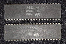 [2x] R6532AP RIOT Chips – Commodore SFD 1001 Original Vintage IC – NO Desoldered picture