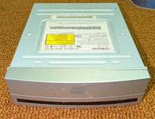 Vintage Silver 'Round' Samsung CDROM CD-RW Optical Disc Drive IDE TESTED WORKING picture