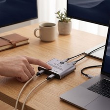 USB C Splitter 8K 60Hz 4K 144Hz 10Gbps PD100W 2 In 1 Out USB C KVM Switcher DHHX picture