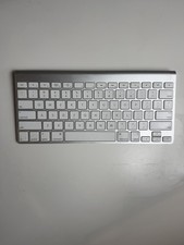 Apple Magic Keyboard Model A1314 Bluetooth Wireless, Battery Compartment Issue picture