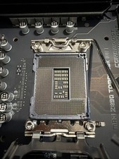 MSI MAG Z890 TOMAHAWK WIFI ATX MOTHEBOARD LGA 1851 for Intel Ultra Bent Cpu Pins picture