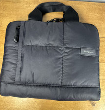 Targus Black Padded Tablet Sleeve Case 8–10” Quilted Zip Soft 8.5x10 picture