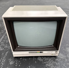 1984 Commodore 64 8-Bit home Computer Video Color Monitor Model 1702 picture