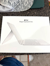 Apple iPad Magic Keyboard Folio Keyboard Folio/Case White Integrated Stand picture