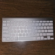GENUINE Apple Wireless Bluetooth Keyboard A1314 Mac Aluminium OEM picture