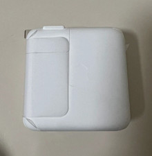 Apple 70W USB-C Power Adapter for MacBook Air/Pro picture