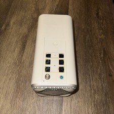 Comcast Xfinity XB7-CM GIGABIT Modem WiFi Router *NO CORDS* picture