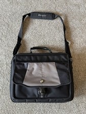 Targus Black Platinum 17” Long Laptop Case Briefcase Shoulder Strap Pockets  picture